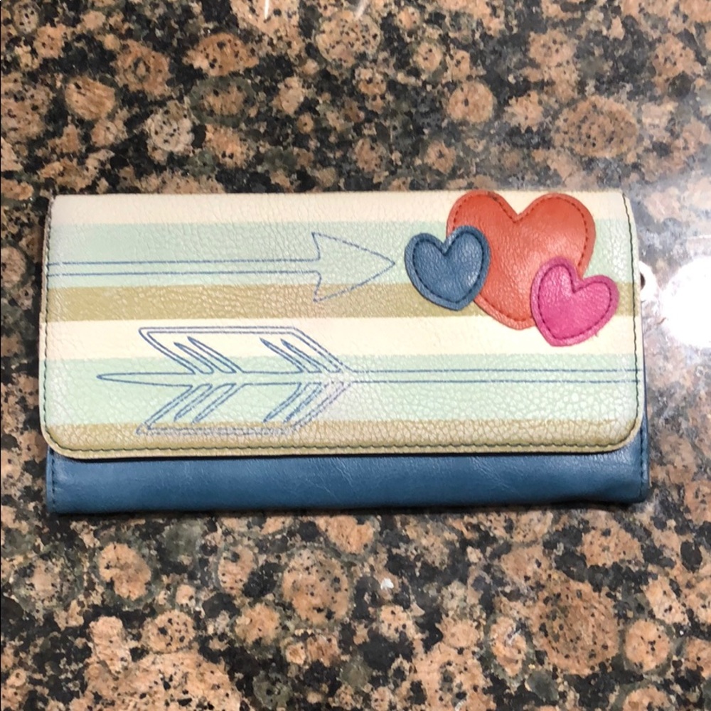 Relic woman’s wallet